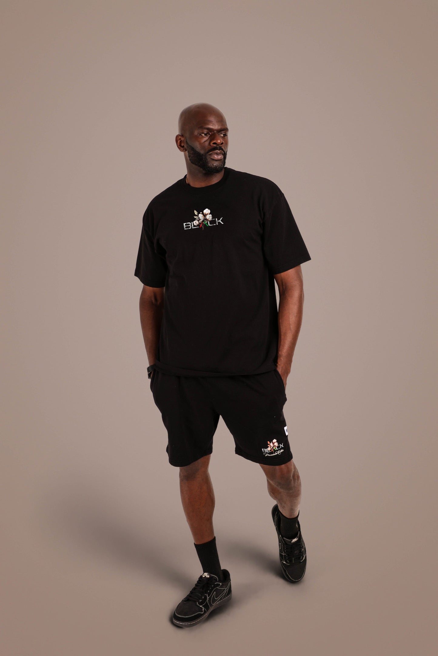 ACTIVELY BLACK COTTON LOGO SHORTS