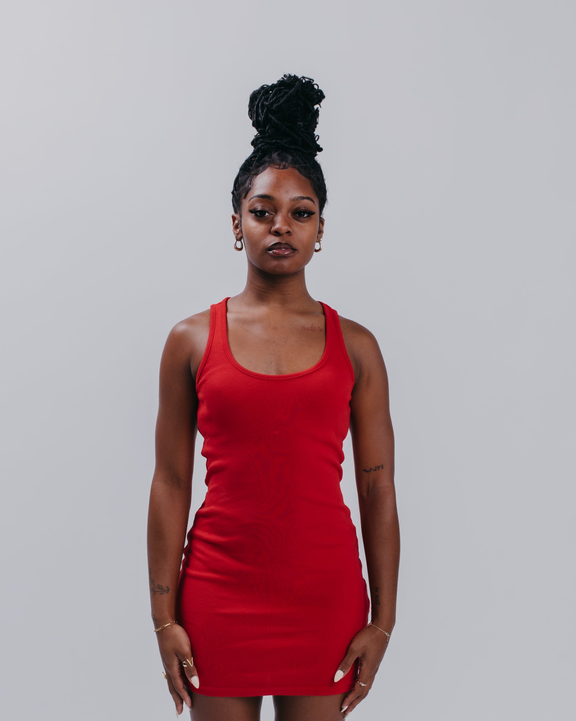 WOMENS HIGH NECK CONTOUR DRESS WOMENS HIGH NECK CONTOUR DRESS