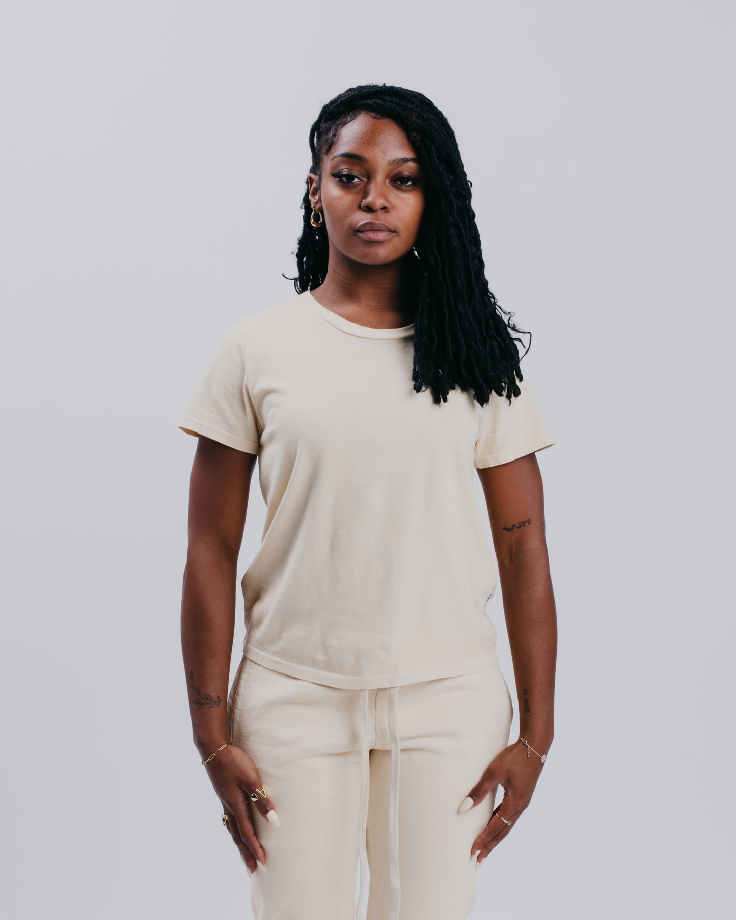 WOMENS STANDARD S/S TEE - ITALIAN STRAW